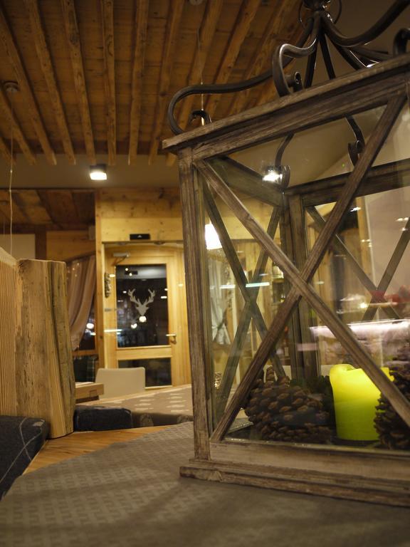 Hotel Roy มัลกาชาเปลา ภายนอก รูปภาพ